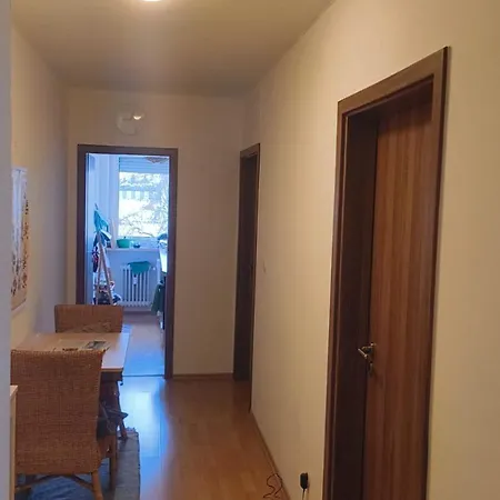 Cozy Furnished Balcony In 2-person Shared Flat-oktoberfest Homestay szállás *